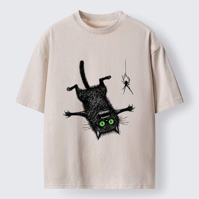 Tokyo-Tiger Scared Cat Vs Spider Prank Washed T-Shirt