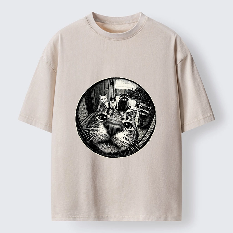 Tokyo-Tiger Cat Takes A Group Photo Washed T-Shirt
