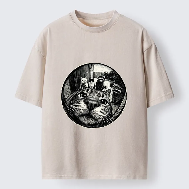 Tokyo-Tiger Cat Takes A Group Photo Washed T-Shirt