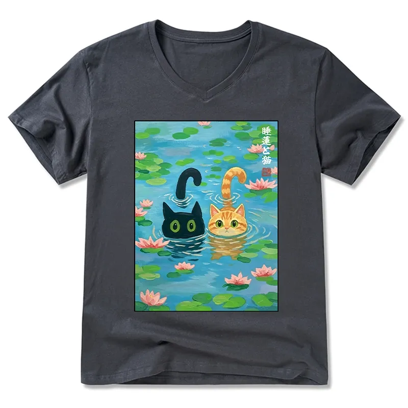 Tokyo-Tiger Cats In The Lotus Pond V-Neck Classic T-Shirt