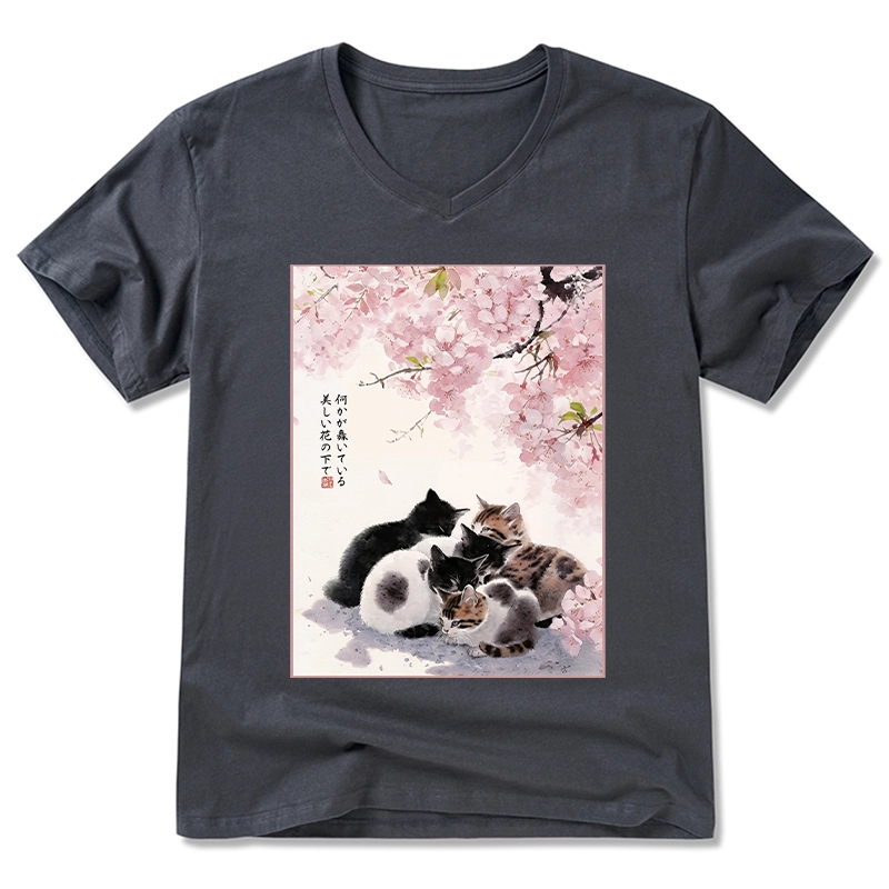 Tokyo-Tiger Cute Cats Sakura Garden V-Neck Classic T-Shirt