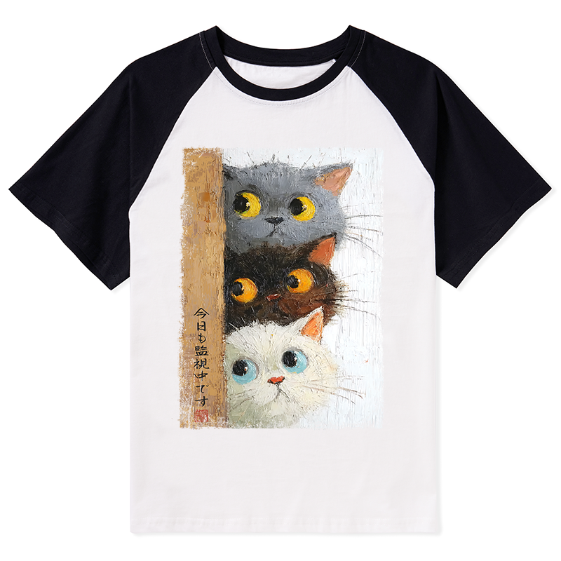 Tokyo-Tiger Three Cute Cats Watch You Raglan T-shirt