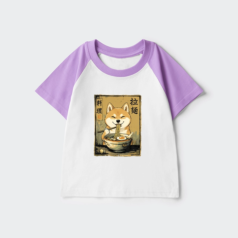 Tokyo-Tiger Happy Shiba Eating Ramen Kids Raglan T-shirt