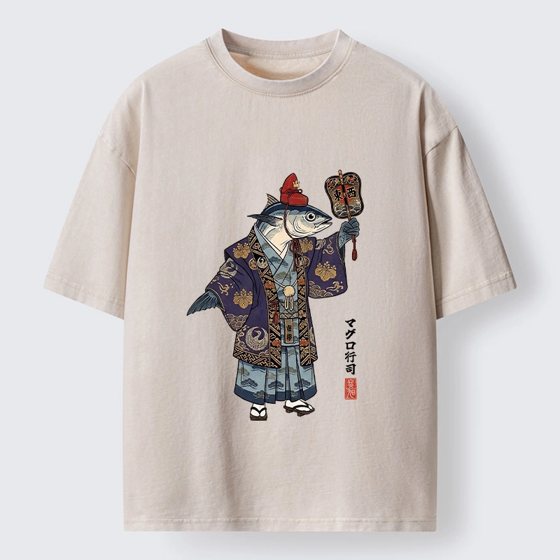 Tokyo-Tiger Fish Chef Holds Decorative Hand Fan Washed T-Shirt