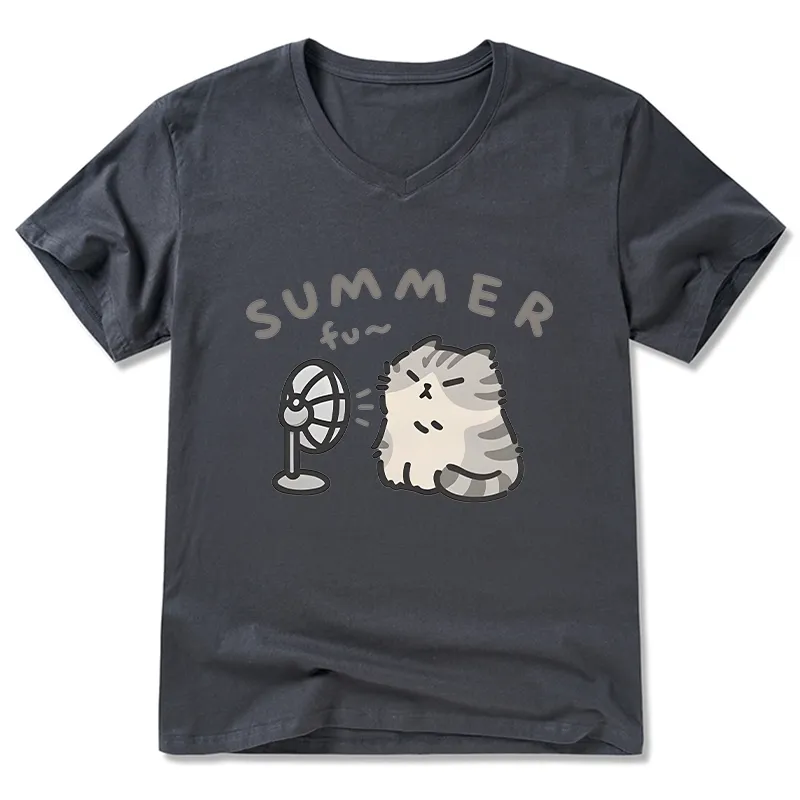 Tokyo-Tiger Summer Cat Chills With A Fan V-Neck Classic T-Shirt