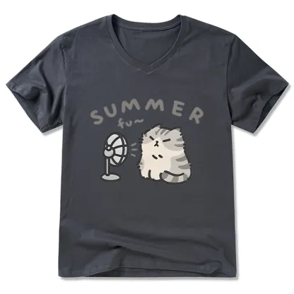 Tokyo-Tiger Summer Cat Chills With A Fan V-Neck Classic T-Shirt