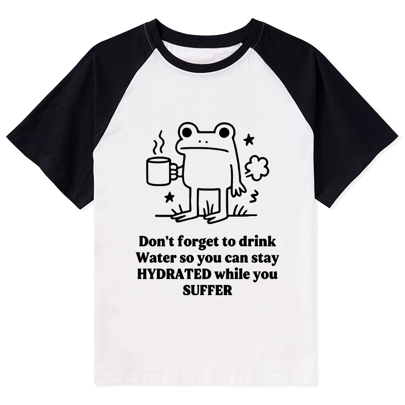 Tokyo-Tiger Frog Says Drink Water Raglan T-shirt