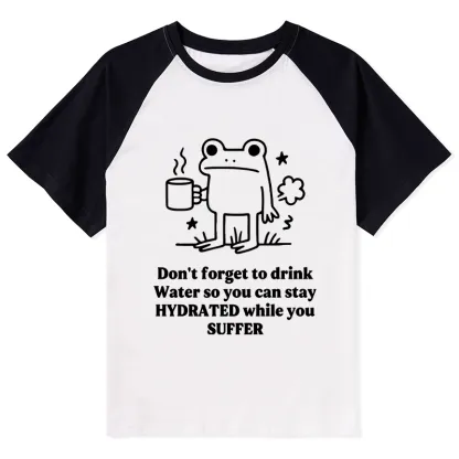 Tokyo-Tiger Frog Says Drink Water Raglan T-shirt