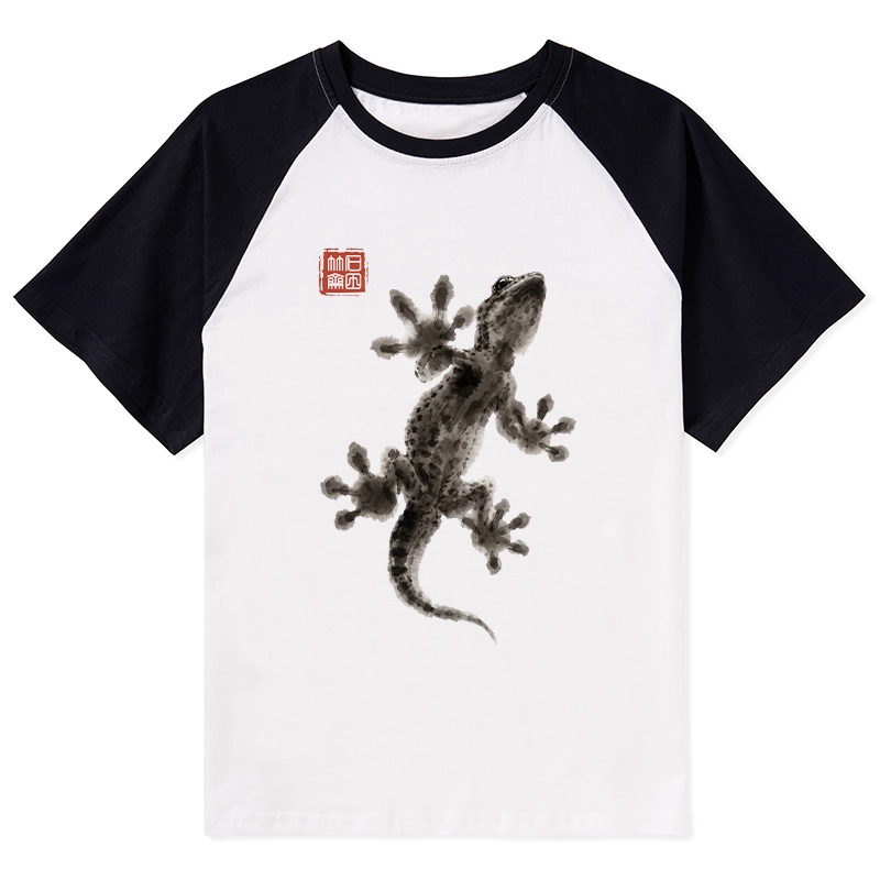 Tokyo-Tiger Minimal Asian Ink Brush Gecko Vibe Raglan T-shirt