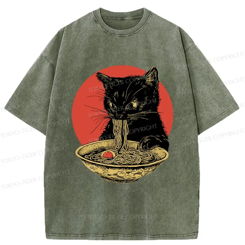 Tokyo-Tiger Retro Black Cat Eating Ramen Washed T-Shirt