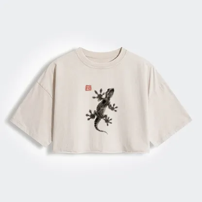 Tokyo-Tiger Minimal Asian Ink Brush Gecko Vibe Women's Washed Crop T-Shirt