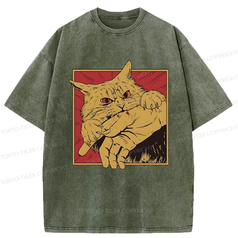 Tokyo-Tiger Retro Cat Biting Hand Washed T-Shirt