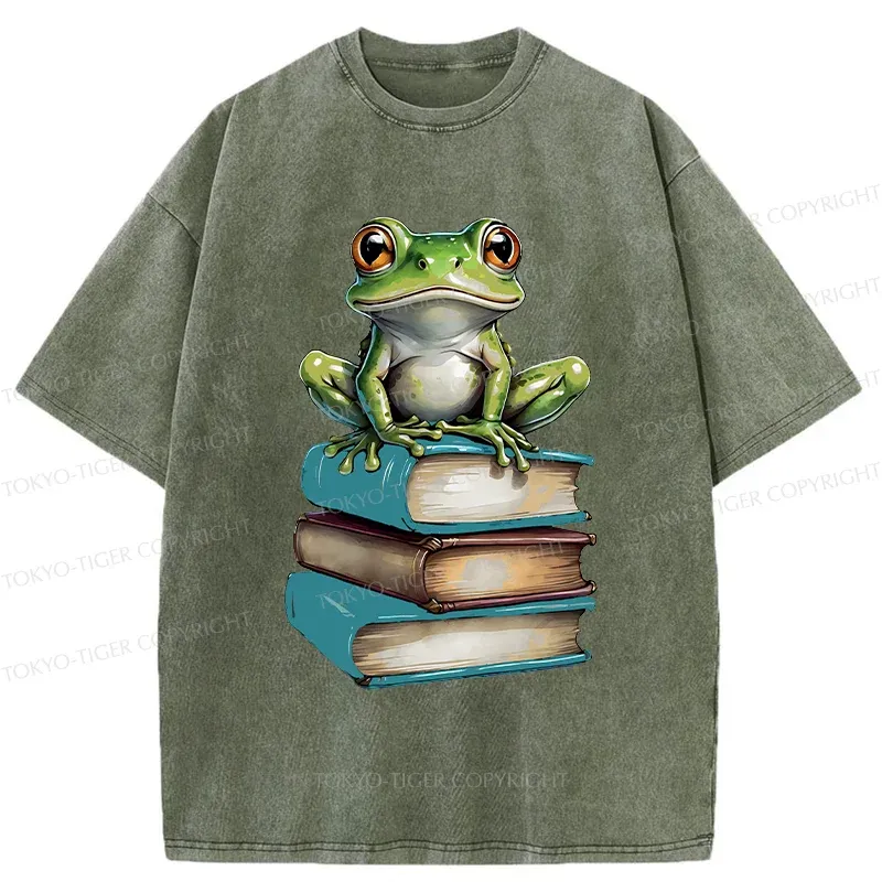 Tokyo-Tiger Frog On The Bookshelf Washed T-Shirt