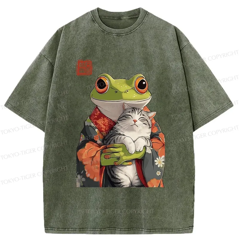 Tokyo-Tiger Frog Holding A Cute Cat Washed T-Shirt