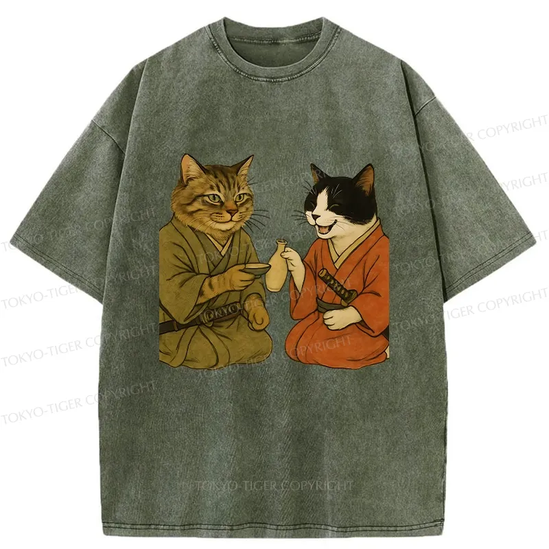 Tokyo-Tiger Cat Tasting Sake Washed T-Shirt