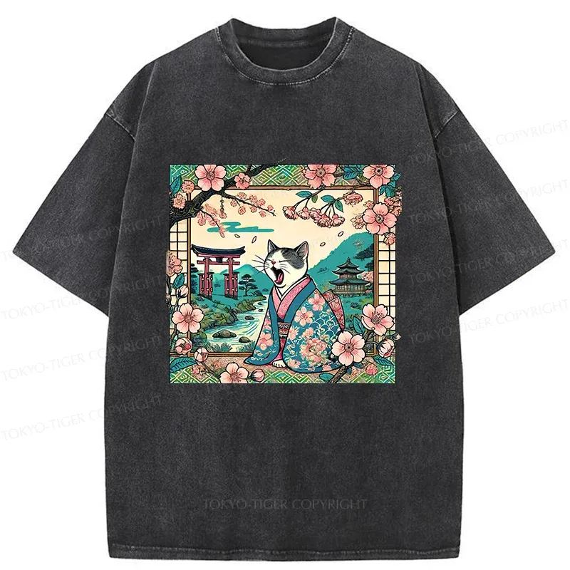 Tokyo-Tiger Yawning Cat Washed T-Shirt