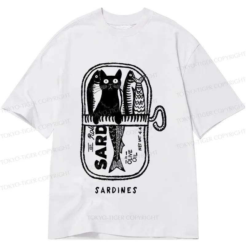 Tokyo-Tiger Cat Hiding In A Sardine Can Classic T-Shirt