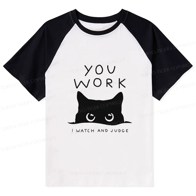 Tokyo-Tiger A Cat That Spies Raglan T-shirt