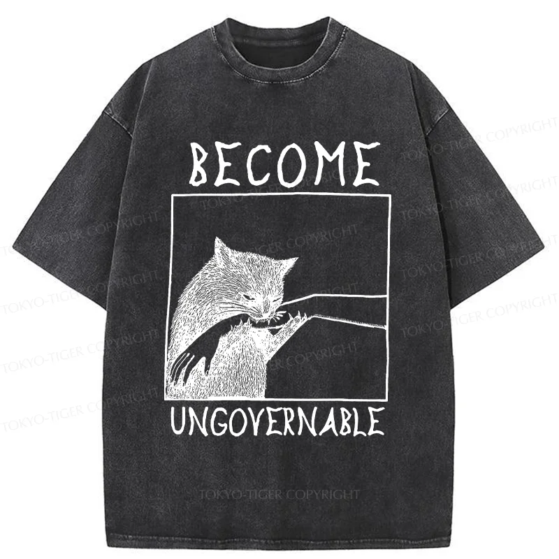 Tokyo-Tiger Cat Biting Arm Washed T-Shirt