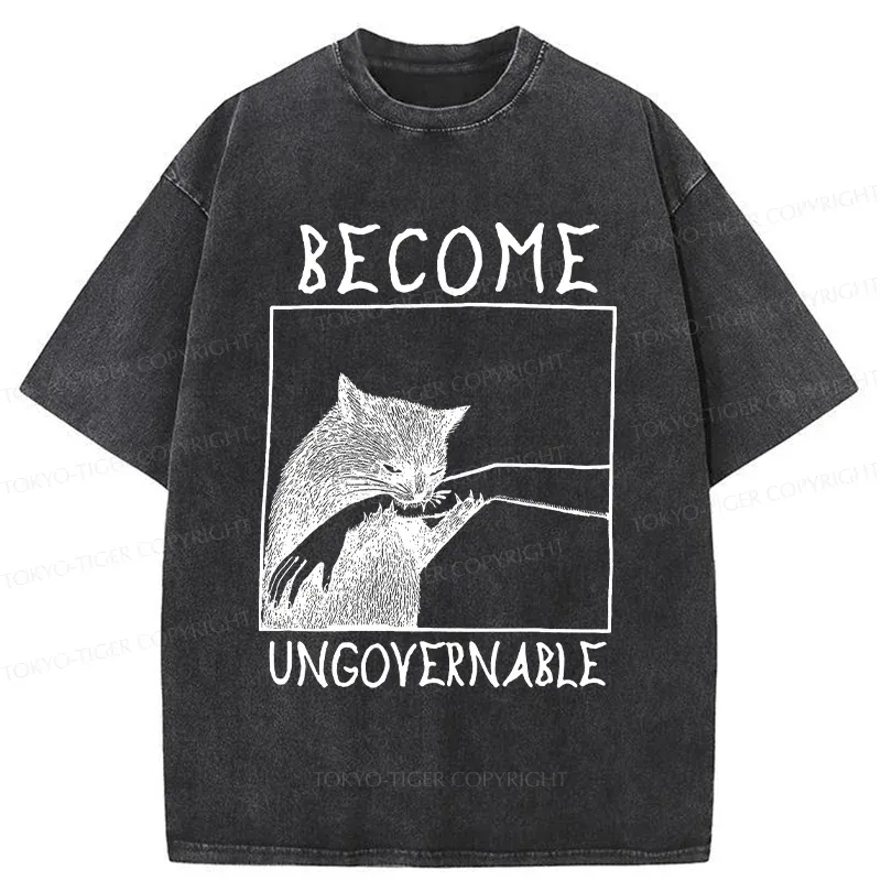 Tokyo-Tiger Cat Biting Arm Washed T-Shirt