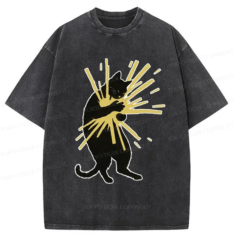 Tokyo-Tiger Cat Holding Light Washed T-Shirt