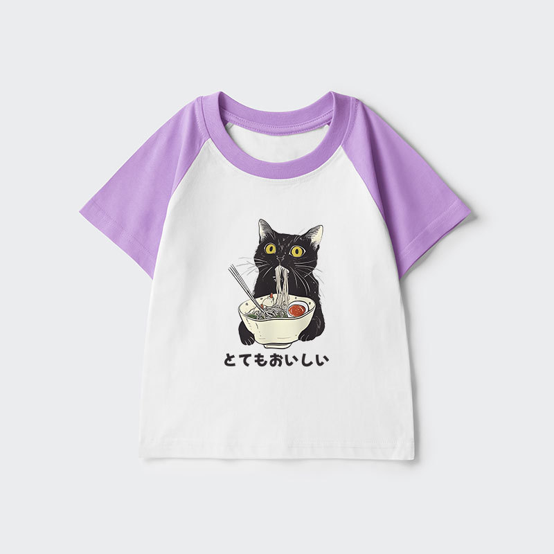 Tokyo-Tiger Cats Eat Ramen Noodles Kids Raglan T-shirt