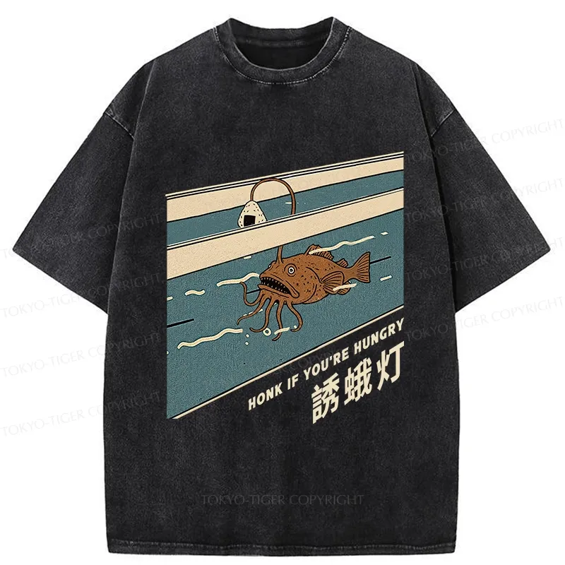 Tokyo-Tiger Moth-attracting Lamp Washed T-Shirt