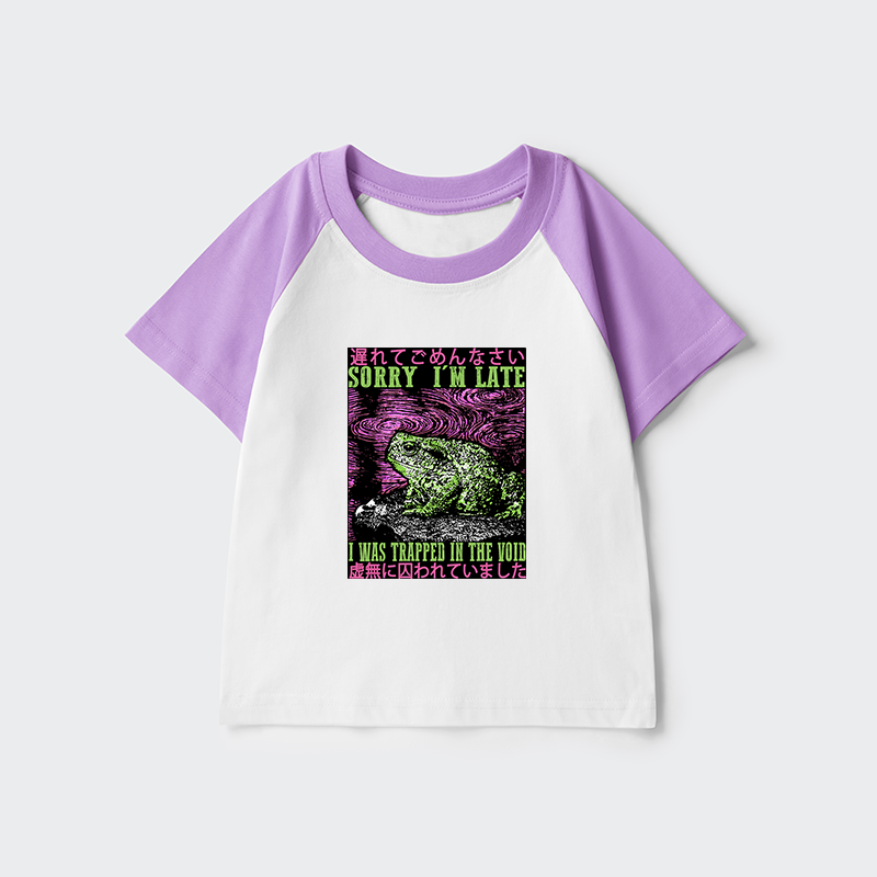 Tokyo-Tiger Frogs Trapped In The Void Kids Raglan T-shirt
