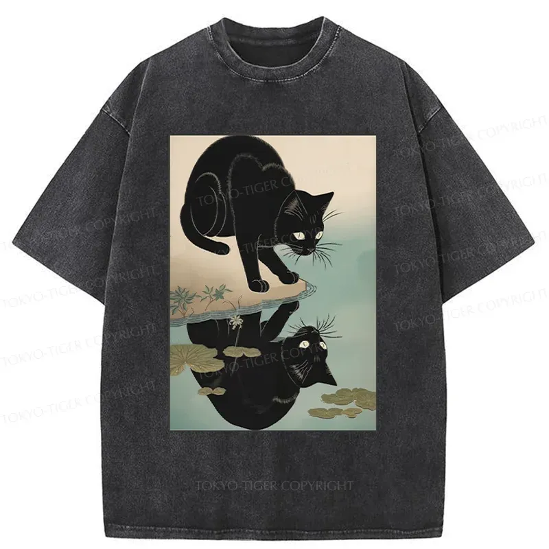 Tokyo-Tiger Cat Drinking River Water Washed T-Shirt