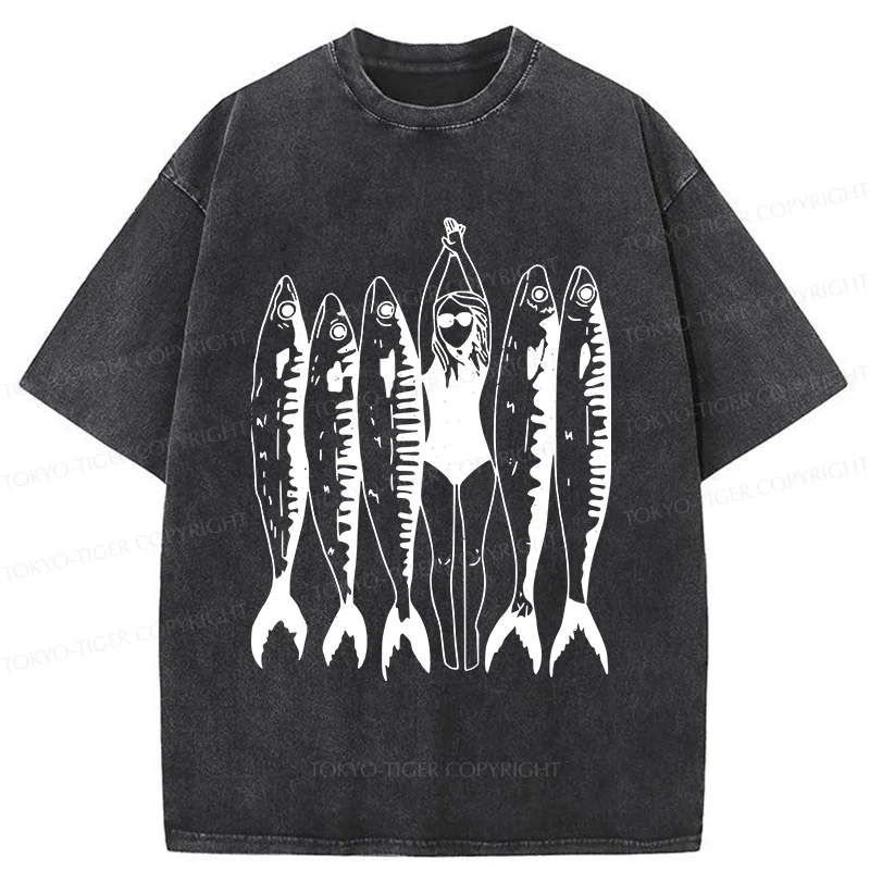 Tokyo-Tiger Swimming People And Fish Washed T-Shirt