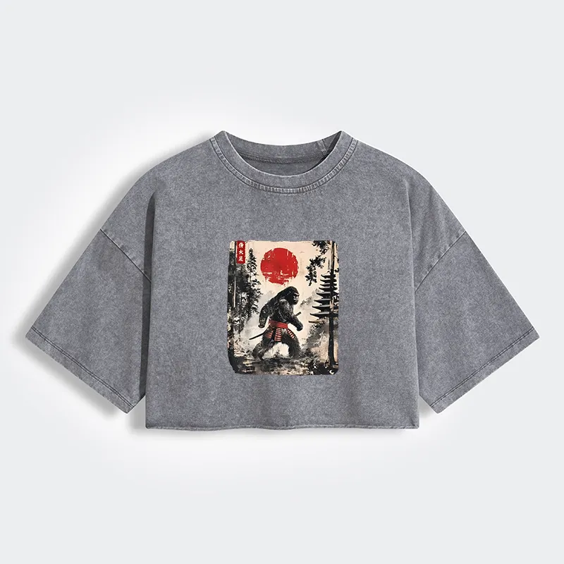Tokyo-Tiger Japanese Samurai Bigfoot Women's Washed Crop T-Shirt