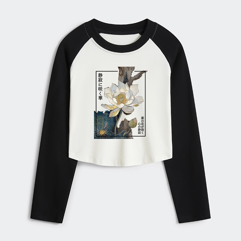 Tokyo-Tiger Blooming Lotus Japan Women's Crop Raglan T-Shirt