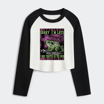 Tokyo-Tiger Frogs Trapped In The Void Women's Crop Raglan T-Shirt
