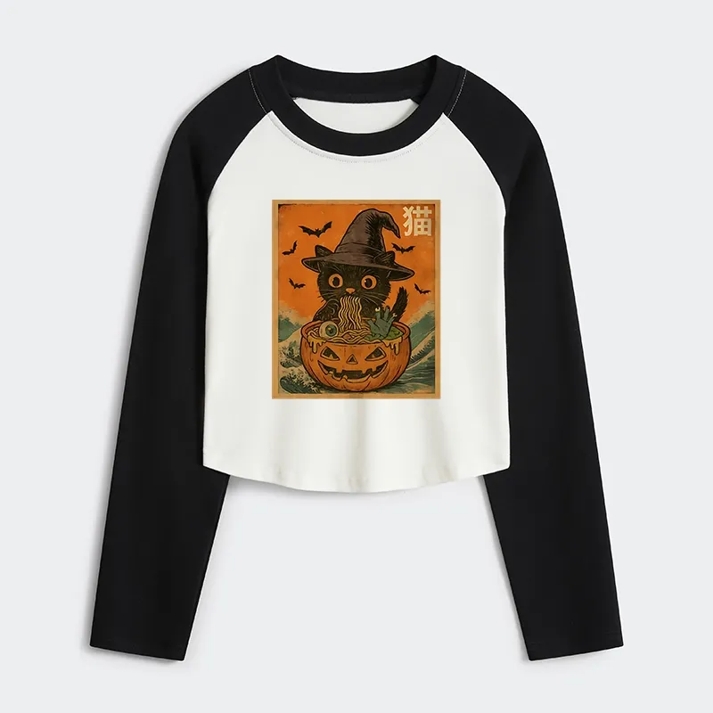 Tokyo-Tiger Halloween Cat Eating Ramen Women's Crop Raglan T-Shirt