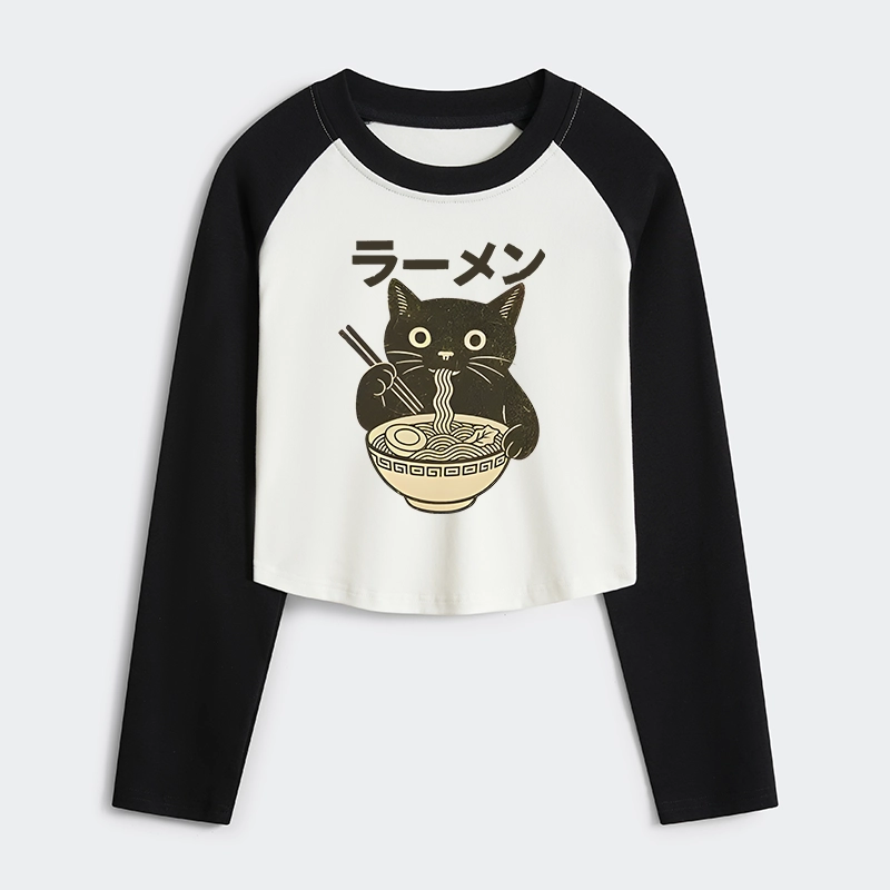 Tokyo-Tiger Simple Black Cat Eating Ramen Women's Crop Raglan T-Shirt
