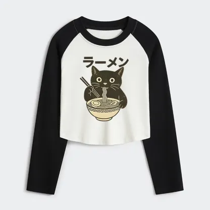 Tokyo-Tiger Simple Black Cat Eating Ramen Women's Crop Raglan T-Shirt