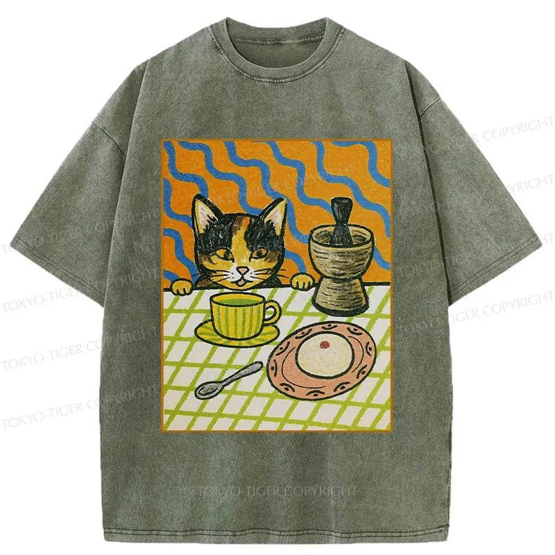 Tokyo-Tiger Cat Waiting For Afternoon Tea Washed T-Shirt