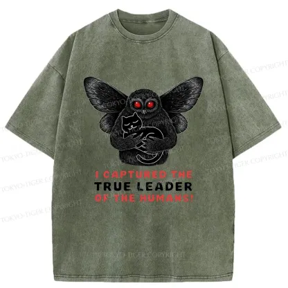 Tokyo-Tiger Mothman Catches Cat Washed T-Shirt
