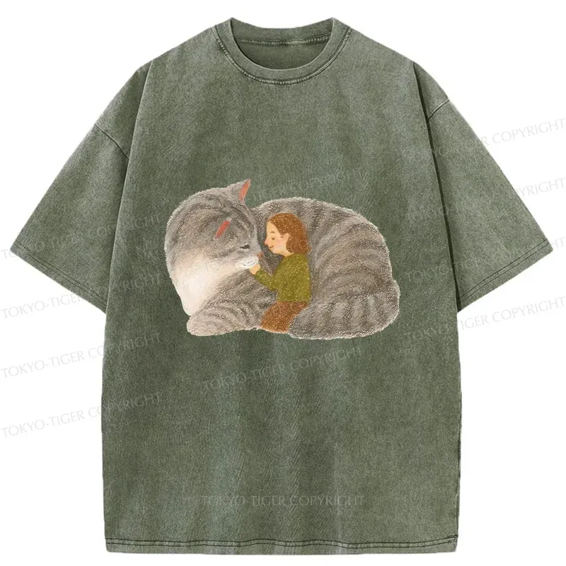 Tokyo-Tiger Girl Hugging Cat Washed T-Shirt
