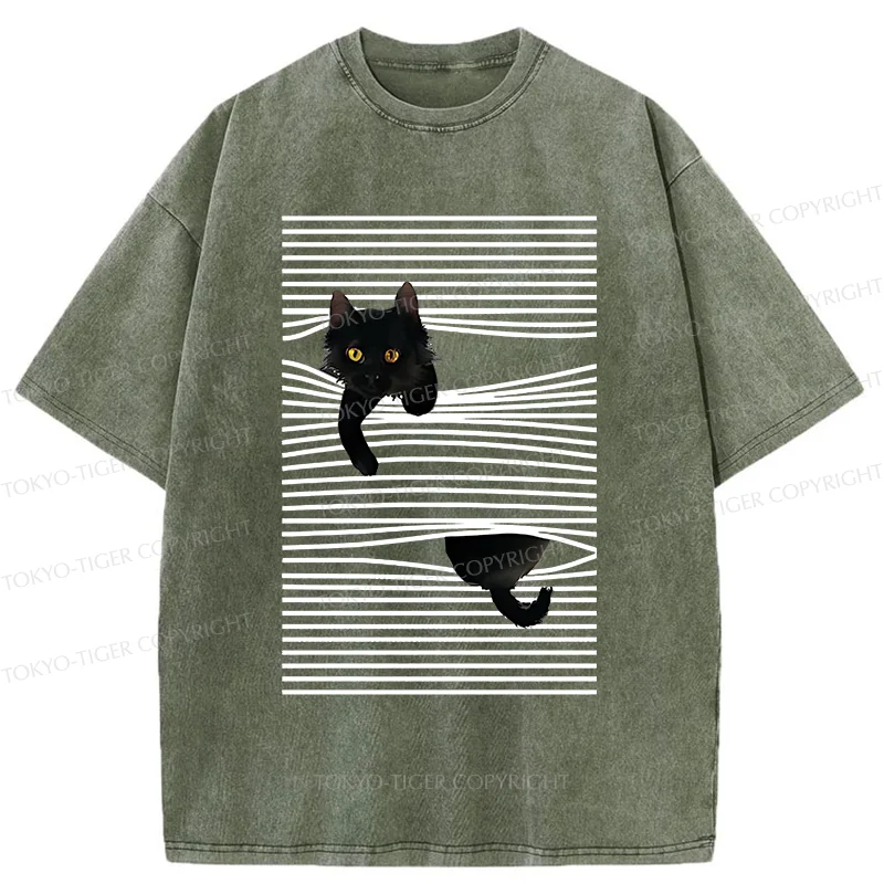 Tokyo-Tiger Cat Scratching Curtain Washed T-Shirt