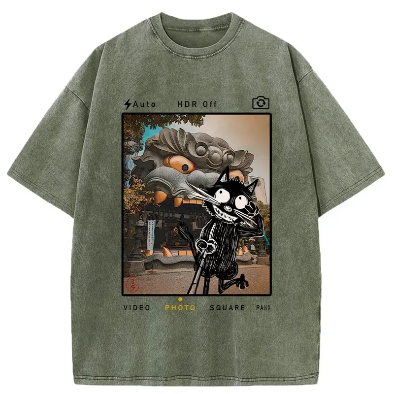 Tokyo-Tiger Cat Travel The Lion Hall Washed T-Shirt