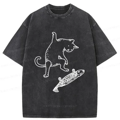 Tokyo-Tiger Cat Skateboarding Washed T-Shirt