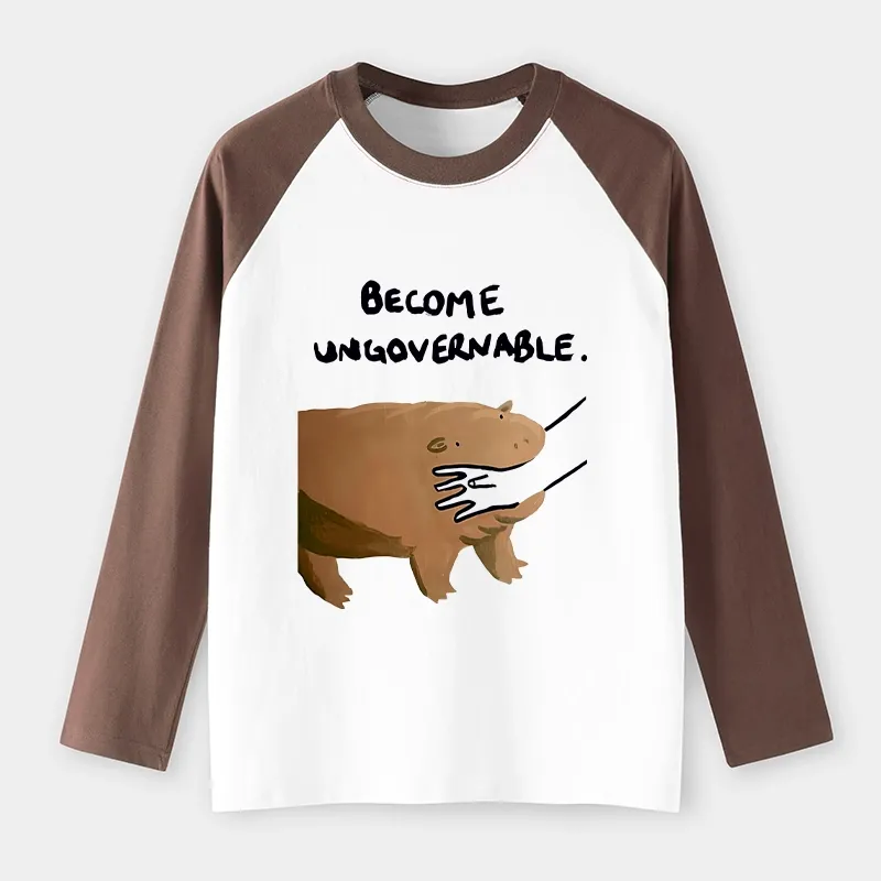 Tokyo-Tiger Moo Deng Bites Someone's Arm Raglan Long Sleeve T-shirt