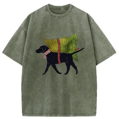 Tokyo-Tiger Dog Carrying Christmas Tree Washed T-Shirt
