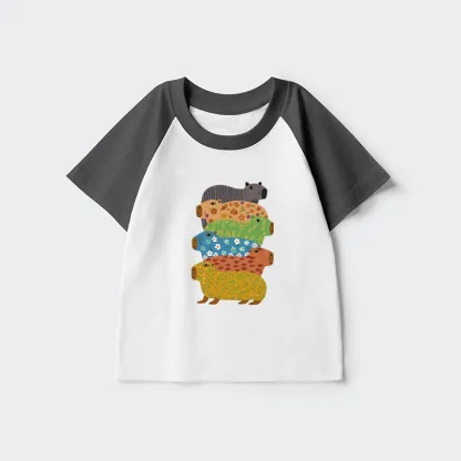 Tokyo-Tiger Colorful Capybaras Kids Raglan T-shirt