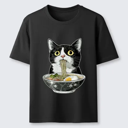 Tokyo-Tiger Cute Cat Eating Japan Ramen Classic T-Shirt