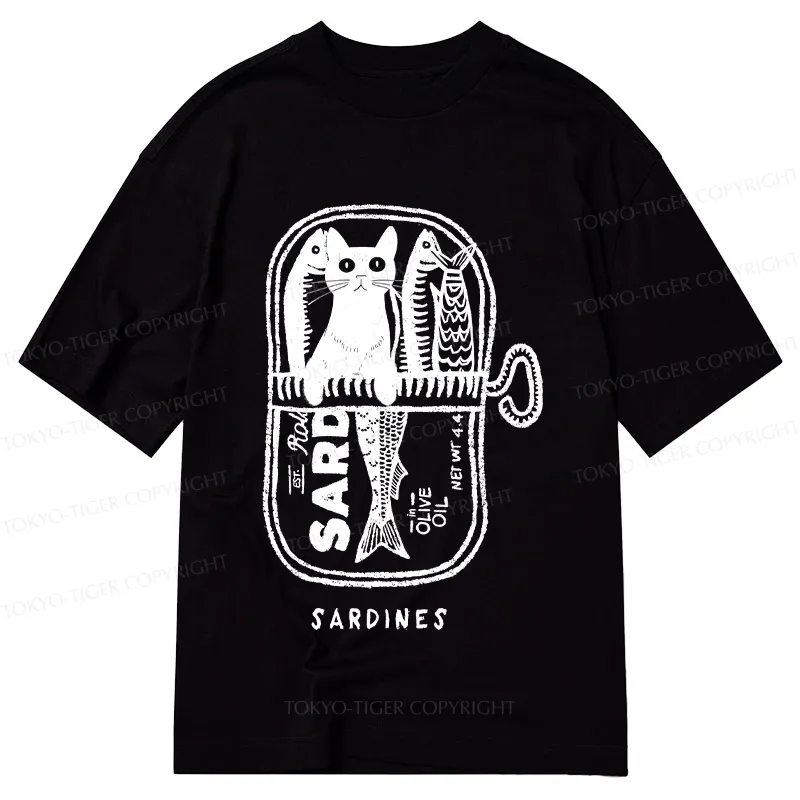 Tokyo-Tiger Cat Hiding In A Sardine Can Classic T-Shirt