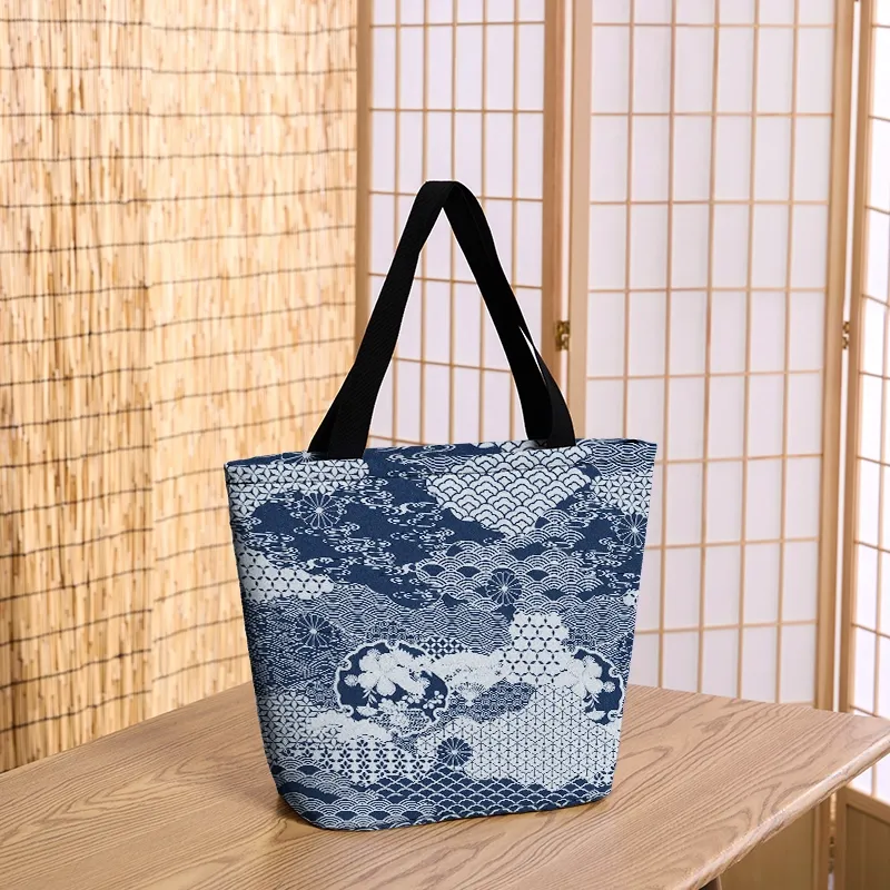Tokyo-Tiger Elegant Floral Waves Zipper Tote Bag
