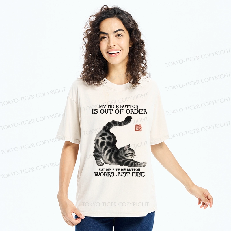 Tokyo-Tiger Naughty Cat Stretching Washed T-Shirt