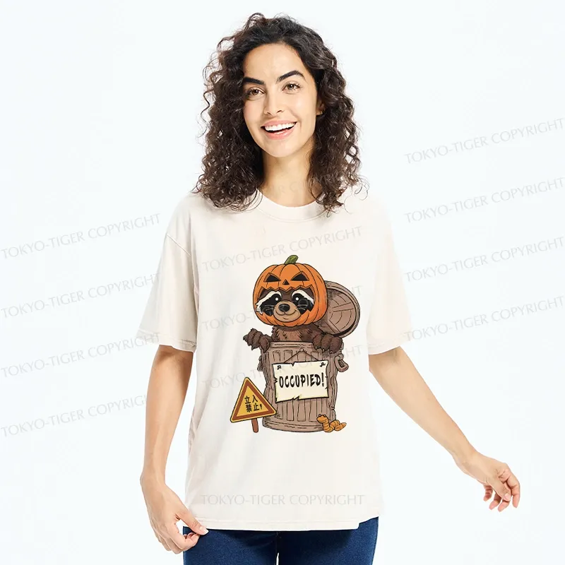 Tokyo-Tiger Funny Raccoon’s Halloween Retreat Washed T-Shirt